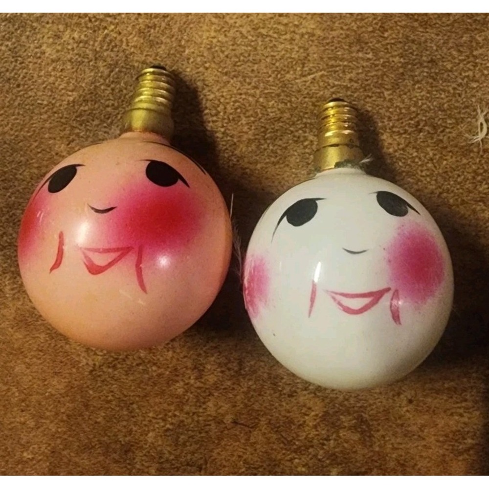 Vintage Lot Of 2 Handpainted Milk Glass Blushing Face Christmas Light Bulbs Rare